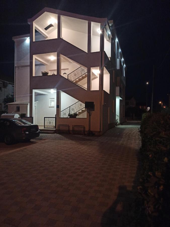 Apartments Marina Bibinje Luaran gambar